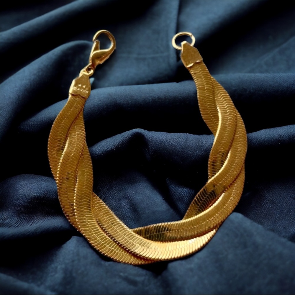 Vintage NR Avon gold braided herringbone chain bracelet